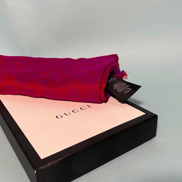 Gucci Scarf - Picture 4 of 4